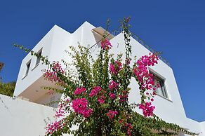 Melia Sol Art Studios