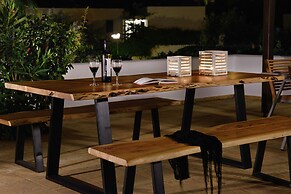 Melia Sol Art Studios