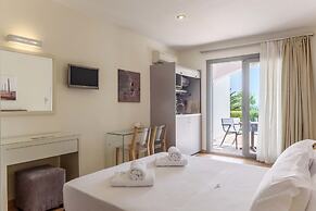 Melia Sol Art Studios