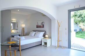 Melia Sol Art Studios