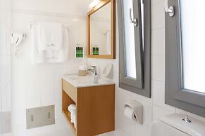 Melia Sol Art Studios