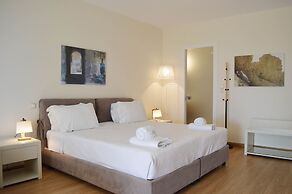 Melia Sol Art Studios