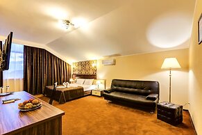 Salvadore Holiday Hotel & Aqua-zone Gelendzhik