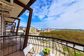 Salvadore Holiday Hotel & Aqua-zone Gelendzhik