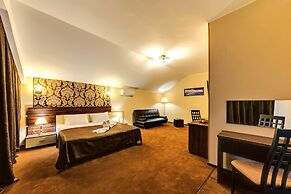 Salvadore Holiday Hotel & Aqua-zone Gelendzhik