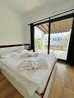 Kemancı Suites & Restaurant & Beach