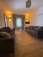 Kemancı Suites & Restaurant & Beach