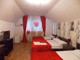 Mini Hotel Maki