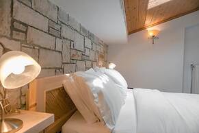 Hotel Argjiro