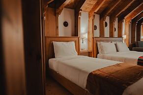 Hotel Argjiro