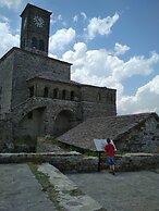 Hotel Argjiro