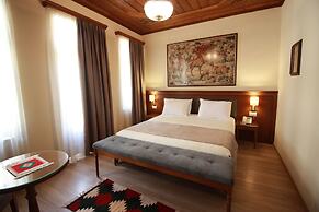 Hotel Argjiro