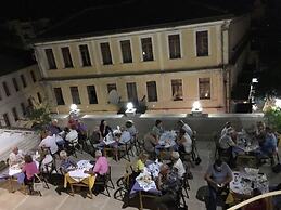 Hotel Argjiro