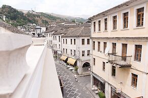Hotel Argjiro