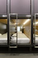 Capsule Hotel Capsula