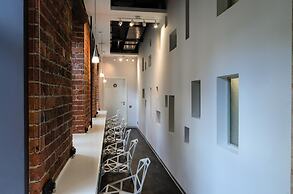 Capsule Hotel Capsula