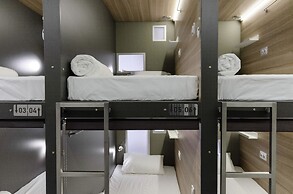 Capsule Hotel Capsula