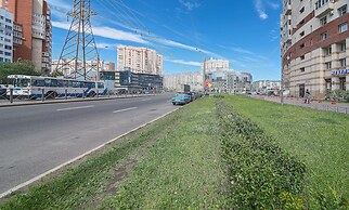 FlatHome24 metro Komendanskiy prospect