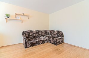 FlatHome24 metro Komendanskiy prospect