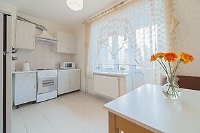 FlatHome24 metro Komendanskiy prospect