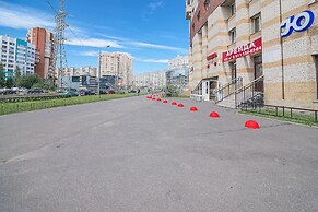 FlatHome24 metro Komendanskiy prospect