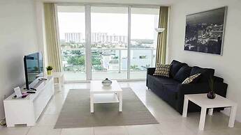 Intracostal Sunny Isles