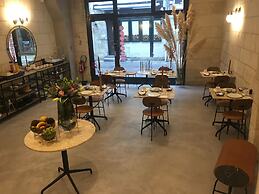 L'Adresse Boutique Hotel