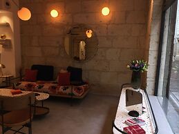 L'Adresse Boutique Hotel