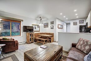 Wildwood Lodge Downtown Condos with Hot Tub