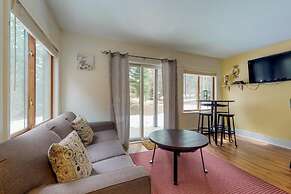 Wildwood Lodge Downtown Condos with Hot Tub