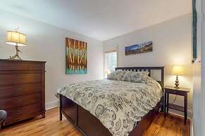 Wildwood Lodge Downtown Condos with Hot Tub