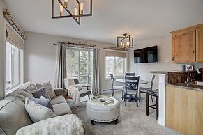 Wildwood Lodge Downtown Condos with Hot Tub