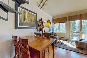 Wildwood Lodge Downtown Condos with Hot Tub