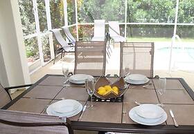 Yvonne by 123cape VR