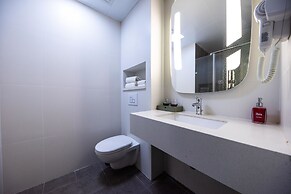 Ibis Shanghai Changshou