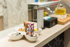 Ibis Shanghai Changshou