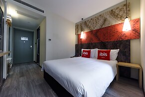 Ibis Shanghai Changshou