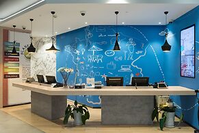 Ibis Shanghai Changshou