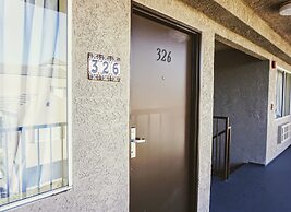 Casa Bella Inn - Huntington Park