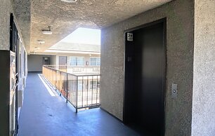 Casa Bella Inn - Huntington Park