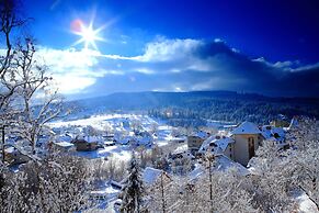 FAVAR Carpathians