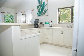 Natura Lagoon Bungalow