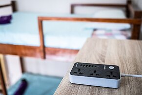 Step In Lodge - Hostel