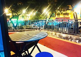 Step In Lodge - Hostel