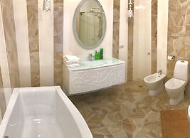 Luxury Condominium. Kiev center.