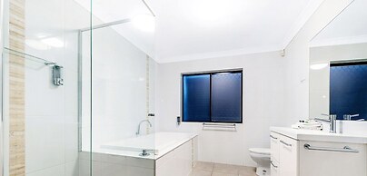 Sardinia 7 Bedroom Waterfront House - Q Stay