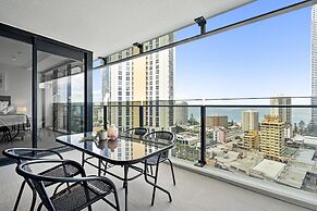 Circle on Cavill - Q Stay