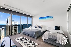 Circle on Cavill - Q Stay