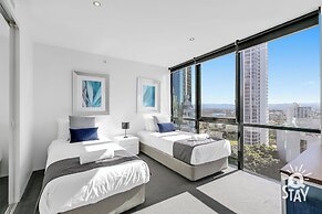 Circle on Cavill - Q Stay