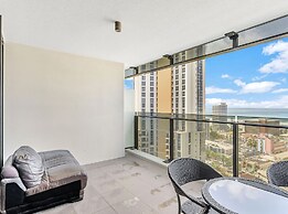 Circle on Cavill - Q Stay